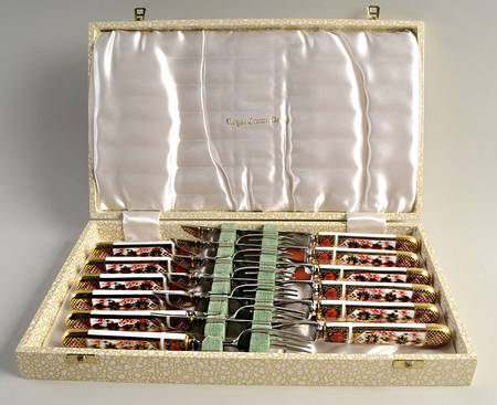 Old Imari (12 Piece) Steak Set  (6 Knives and 6 Forks)