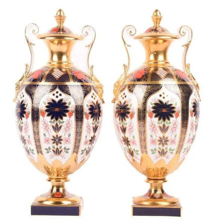 Old Imari Large Covered Vase
