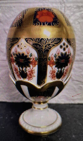 Old Imari Large Egg and Stand