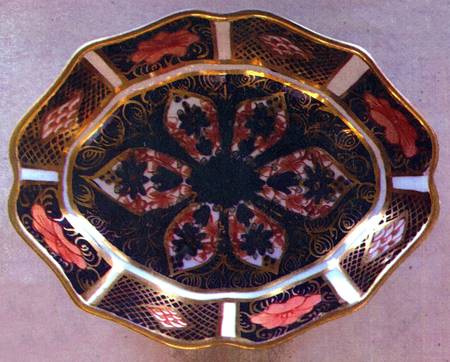 Old Imari Sweet Meat Dish 4"