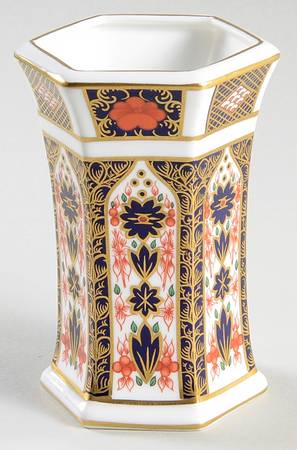Old Imari 4" Hexagonal Vase