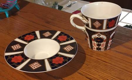 Old Imari Trembleuse Cup & Saucer Set