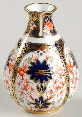 Old Imari 3" Vase