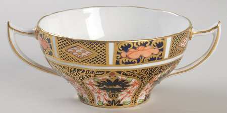 Old Imari Footed Bouillon Cup