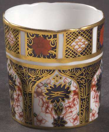 Old Imari Cigarette Holder