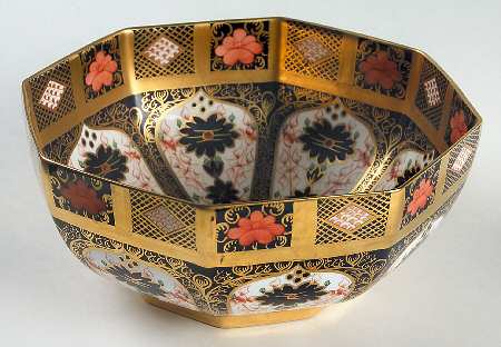 Old Imari 7" Octagonal Vegetable Bowl