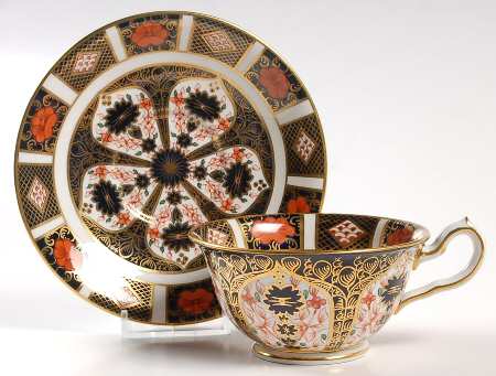 Old Imari Footed Cup & Saucer Set
