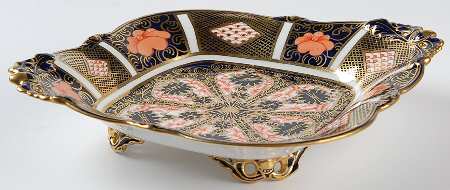 Old Imari 1685 Square Basket