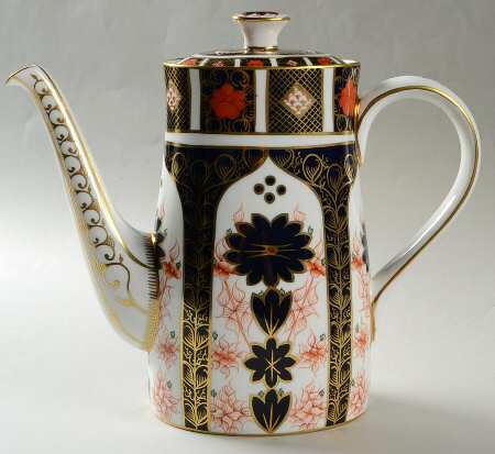 Old Imari Coffee Pot & Lid
