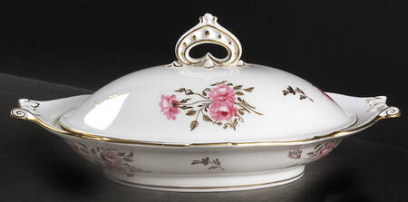 Pinxton Roses Oval Covered Vegetable