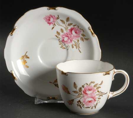 Pinxton Roses Flat Cup & Saucer Set