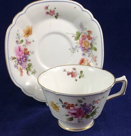 Posie Ely Chelsea (White Background) Oversized Cup & Saucer Set