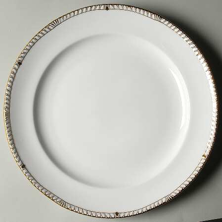 Prince Consort 14" Chop Plate (Round Platter)