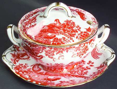 Red Aves (Older, Discontinued 1997) Sauce Boat & Lid with Underplate