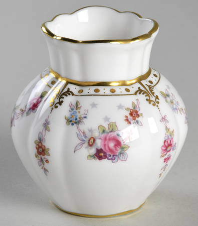 Royal Antoinette 3" Vase