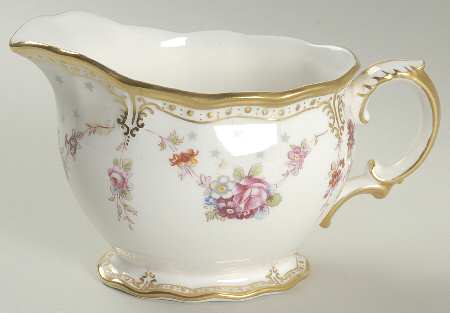 Royal Antoinette Creamer