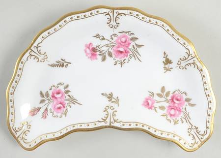 Royal Pinxton Roses Crescent Salad Plate