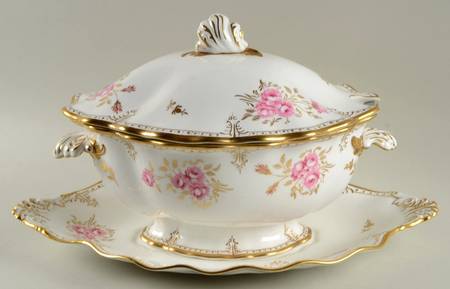 Royal Pinxton Roses Oval Tureen & Lid with Underplate