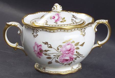 Royal Pinxton Roses Sugar Bowl & Lid