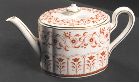 Rougemont (Ely Chelesa, Scalloped) Teapot & Lid