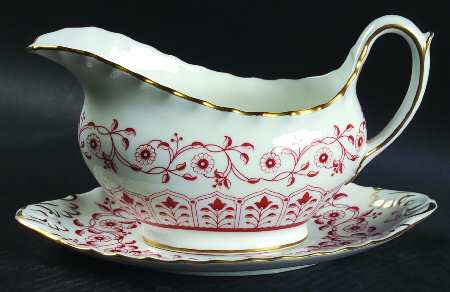Rougemont (Boston Shape, Swirl) Gravy Boat & Underplate