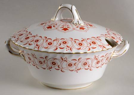 Rougemont (Boston Shape, Swirl) Tureen &  Lid