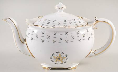 Sandby Teapot & Lid by Royal Crown Derby
