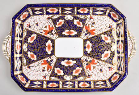 Traditional Imari 19" Rectangular Handled Tray