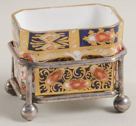 Traditional Imari Open Salt & Metal Rim