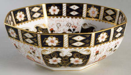 Traditional Imari 7" Octagonal Vegetable Bowl