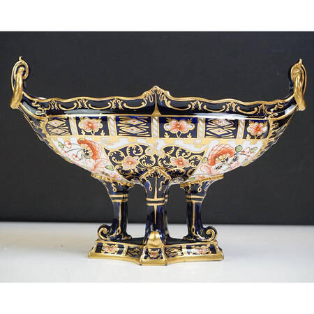 Traditional Imari Oval Centerpiece