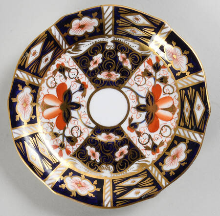 Traditional Imari Saucer for Flat Cup