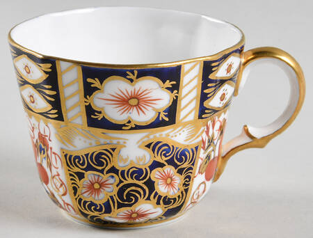 Traditional Imari Flat Cup