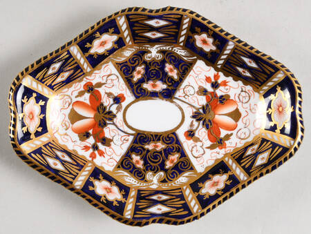 Traditional Imari 6" Oval Tray