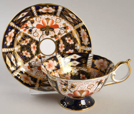 Traditional Imari Footed Cup & Saucer Set