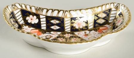 Traditional Imari Crescent Tray