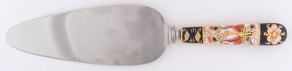 Traditional Imari Pie Server with Stainless Blade