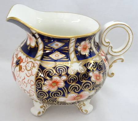 Traditional Imari 24 Oz Jug