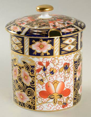 Traditional Imari Sugar Bowl & Lid