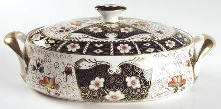 Traditional Imari Oval Covered Vegetable