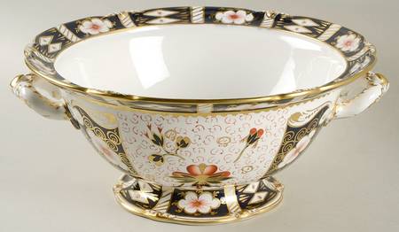 Traditional Imari Tureen No Lid