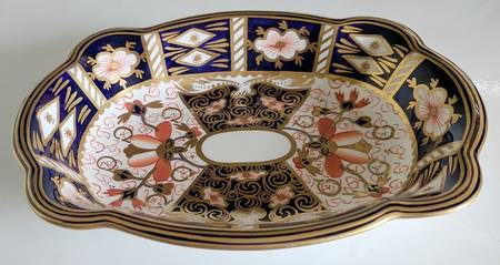 Traditional Imari 7" Sweet Meat Dish