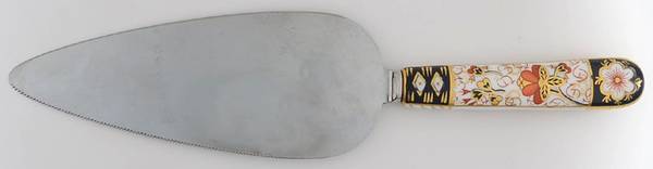 Traditional Imari Pie Server with Stainless Blade