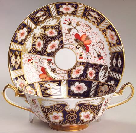 Traditional Imari Footed Cream Soup Bowl & Saucer Set