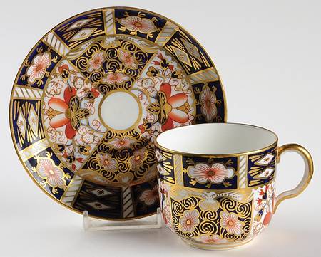Traditional Imari Flat Cup & Saucer Set