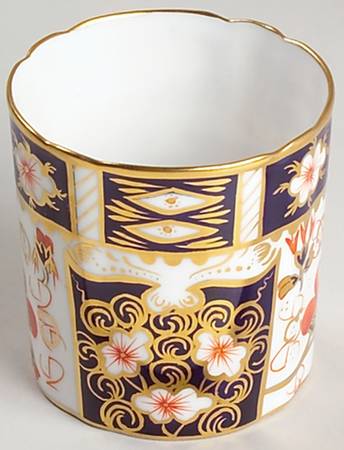 Traditional Imari Cigarette Holder