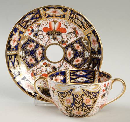Traditional Imari Footed Bouillon Cup & Saucer