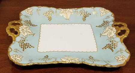 Vine Aqua (Aqua Leaves, No Posie Center) Handled Cake Plate