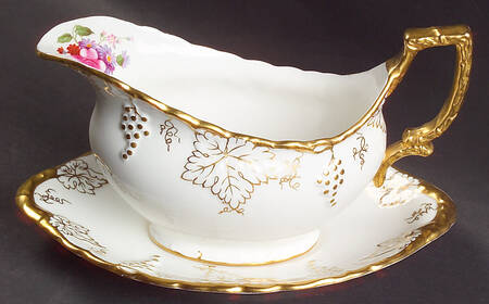 Royal Crown Derby, Vine Garnett Center | Replacements, Ltd.