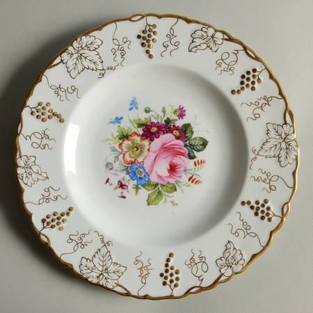 Vine Garnett Center Salad Plate
